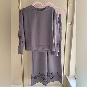 Elie. Tahari Eyelet Greige Lounge Set